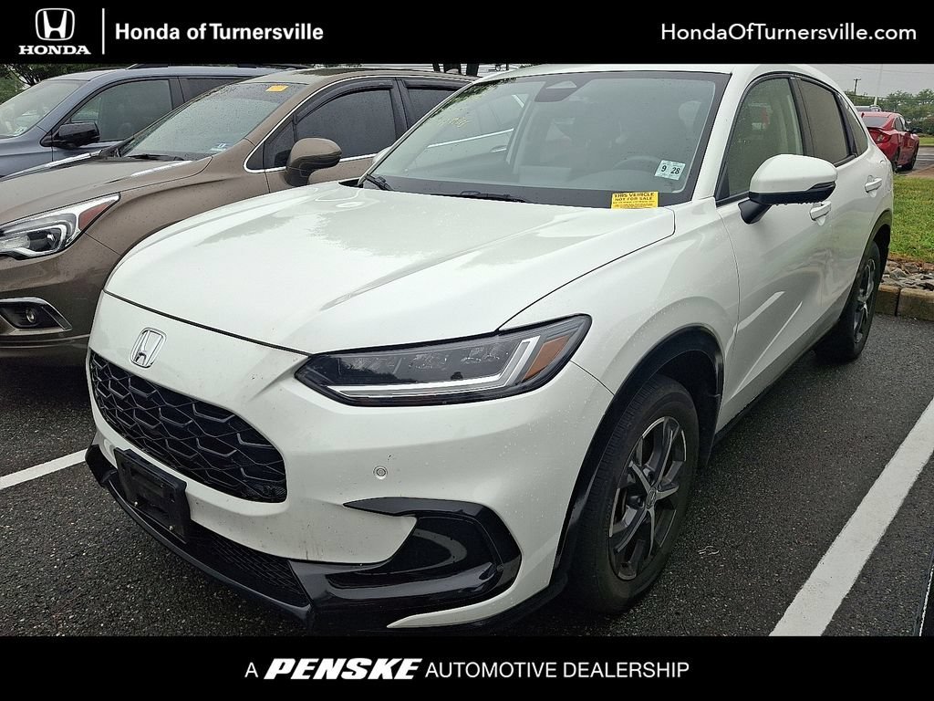 Certified Used 2024 Platinum White Pearl Honda 5DR AWD EX-L BD image 5