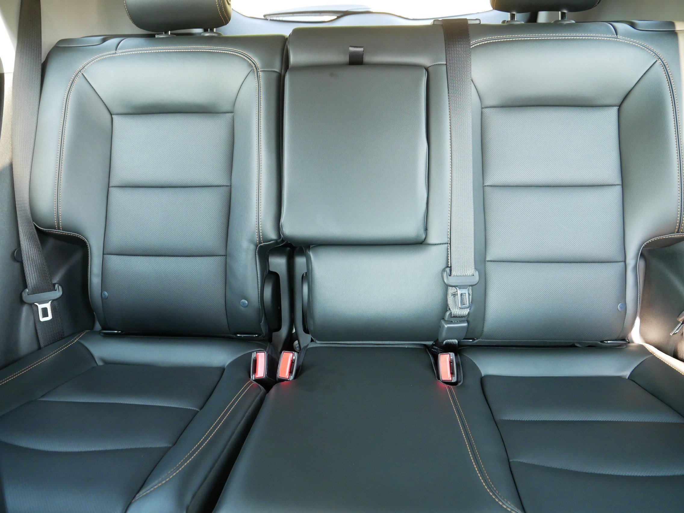 Used 2018 Summit White GMC SLT image 13