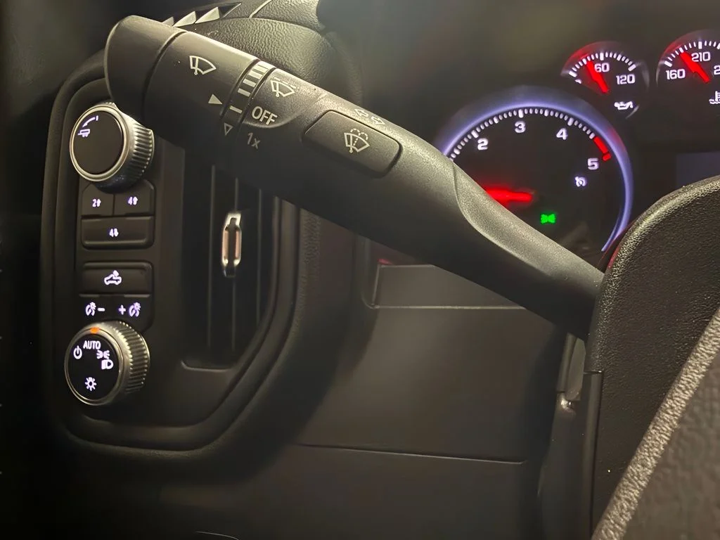 Used 2020 Silver GMC Base image 19