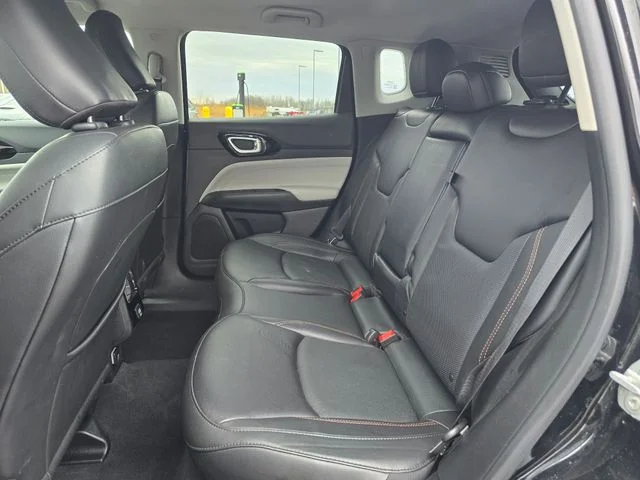 Used 2022 Black Jeep Limited image 11