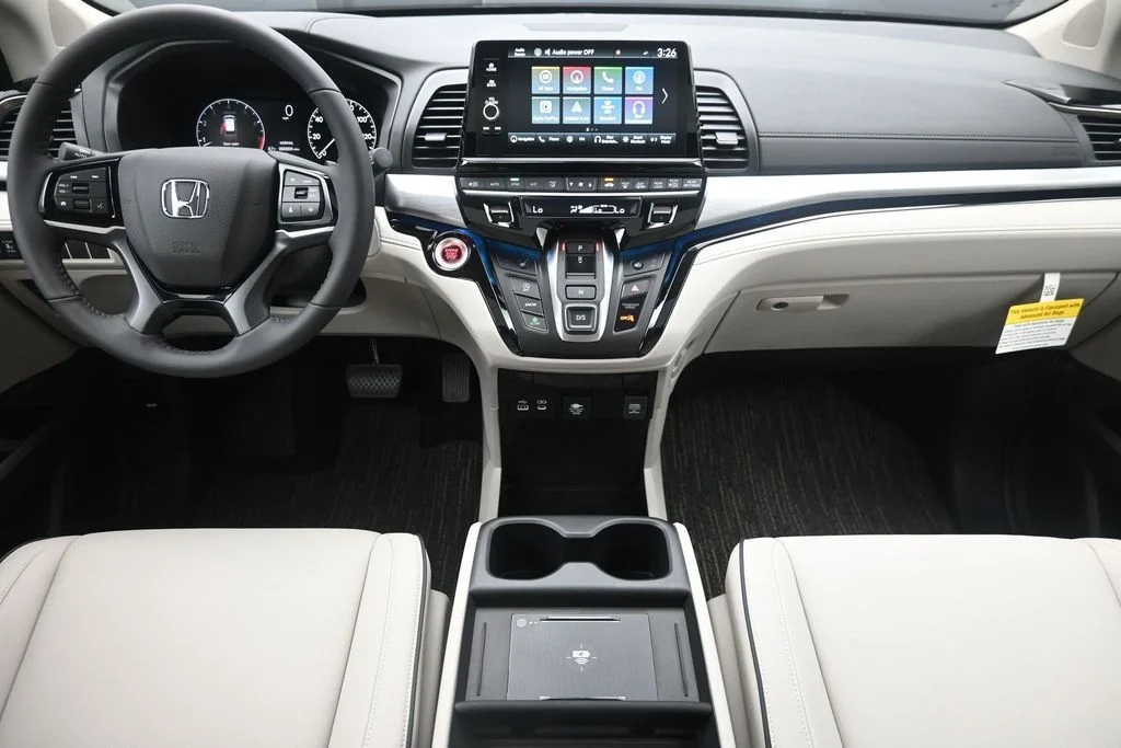 New 2026 Smoke Blue Pearl Honda Touring image 27