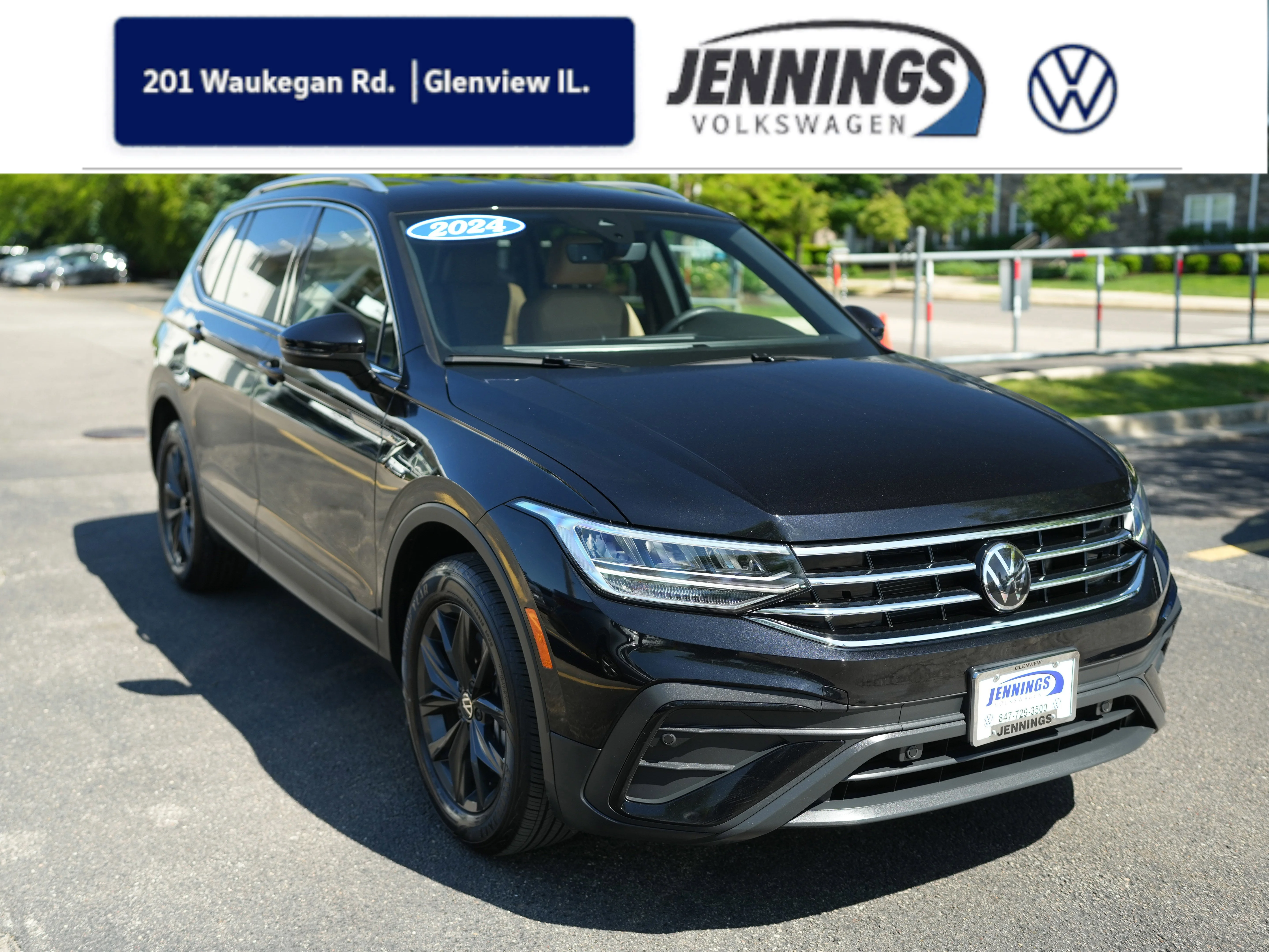 2024 Volkswagen Tiguan 2.0T SE 4Motion's photo