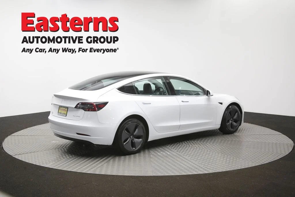 Used 2018 White Tesla Long Range image 34