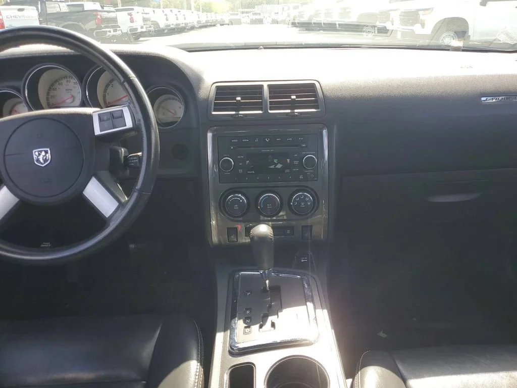 Used 2009 Black Dodge R/T image 10