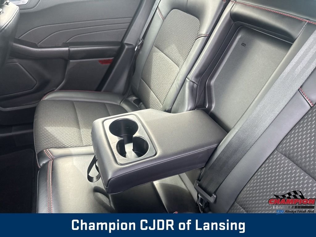 Used 2025 Gray Metallic Ford ST-Line Select image 33