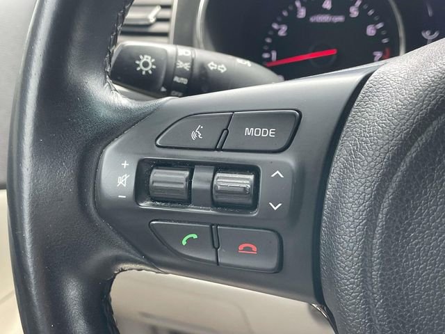 2018 Kia Sedona LX - Photo 21