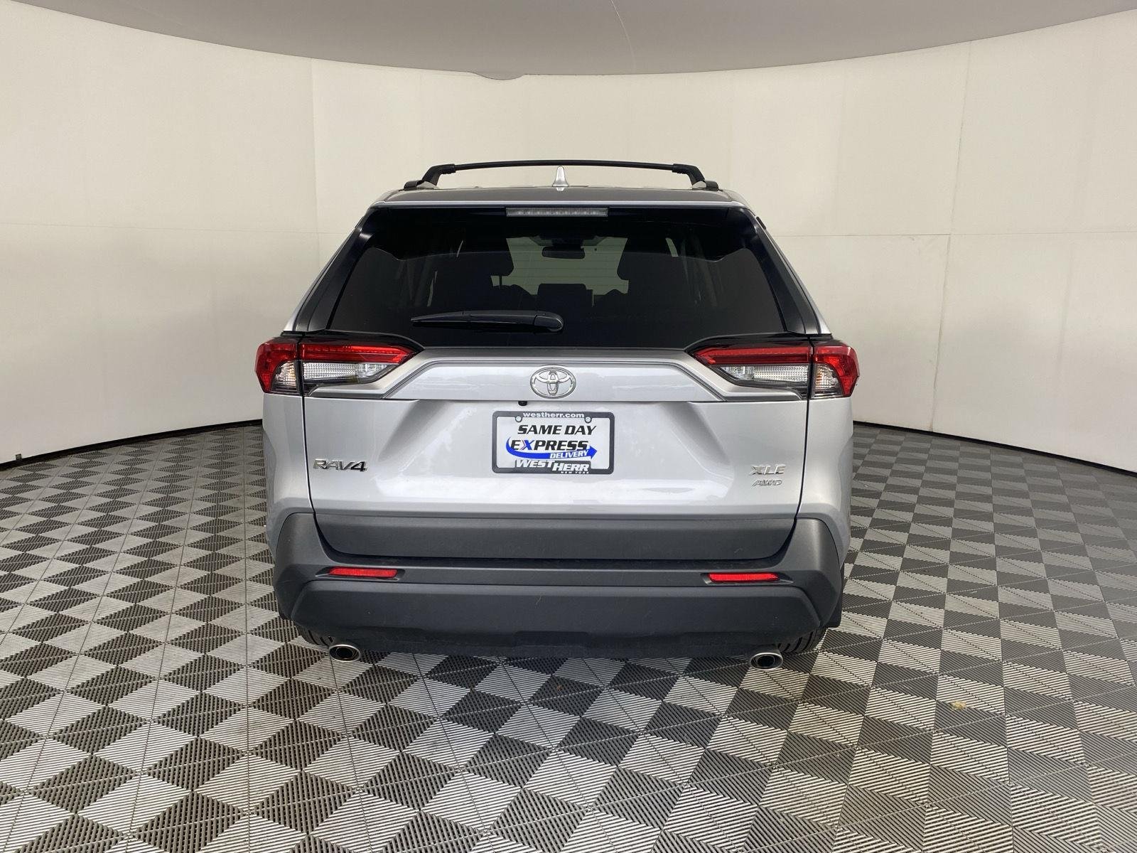 Used 2023 Silver Sky Metallic Toyota XLE image 6
