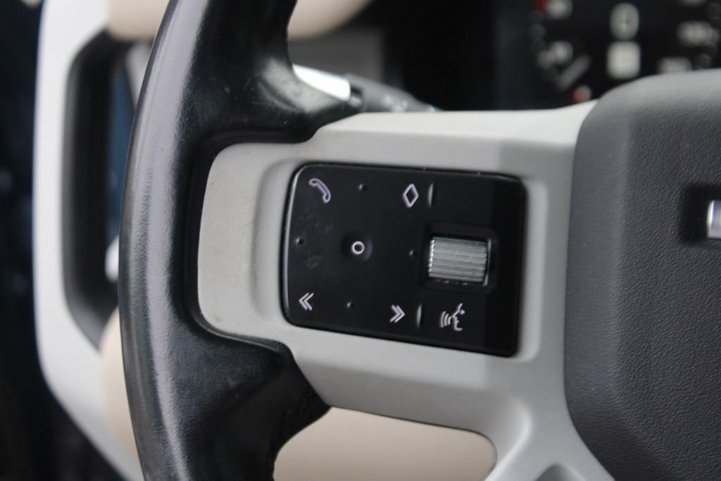 2022 Land Rover Defender X-Dynamic SE - Photo 13