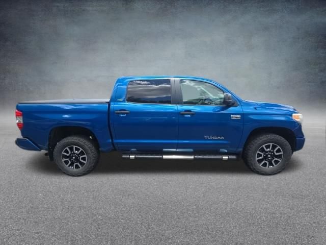 Used 2017 Blazing Blue Toyota SR5 image 10