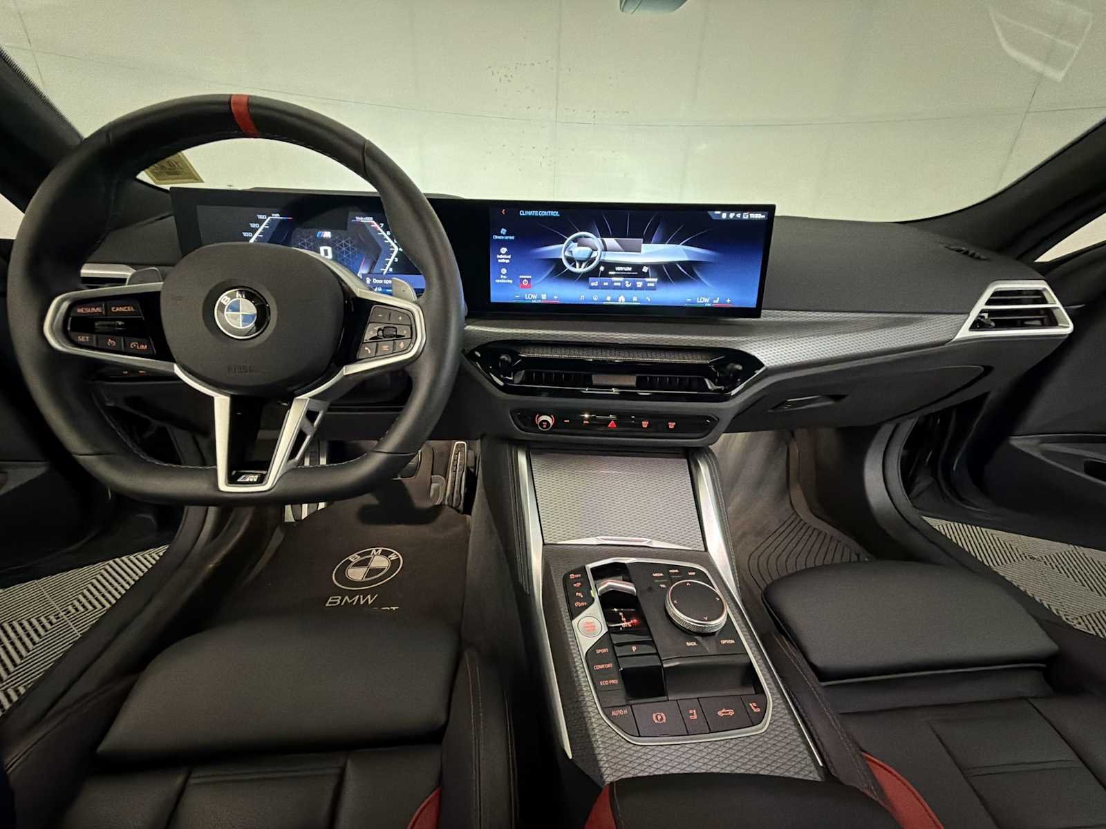 2026 BMW 4 Series M440i - Photo 17