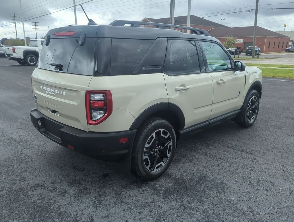 Used 2024 Beige Ford Outer Banks image 8