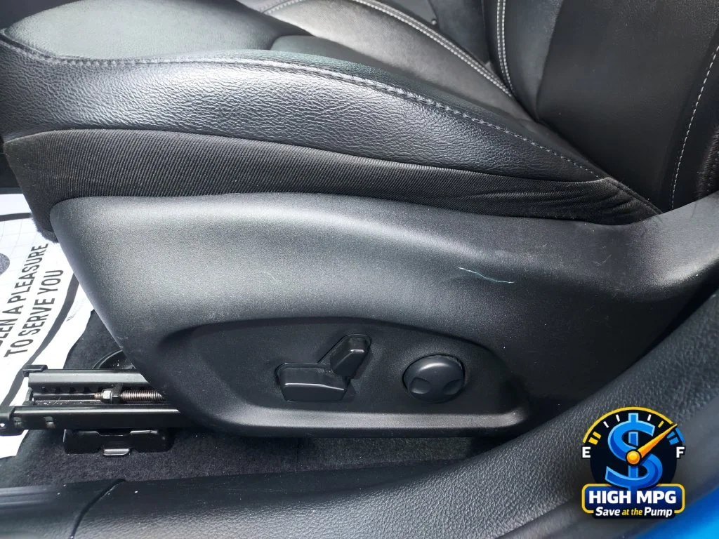Certified Used 2025 Blue Jeep Limited image 10