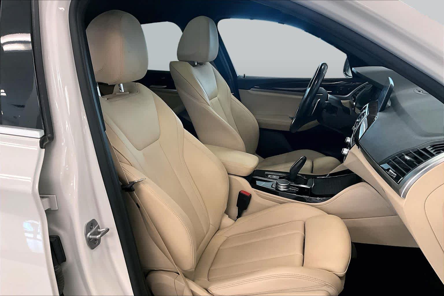Pre-Owned 2021 BMW X4 XDrive30i