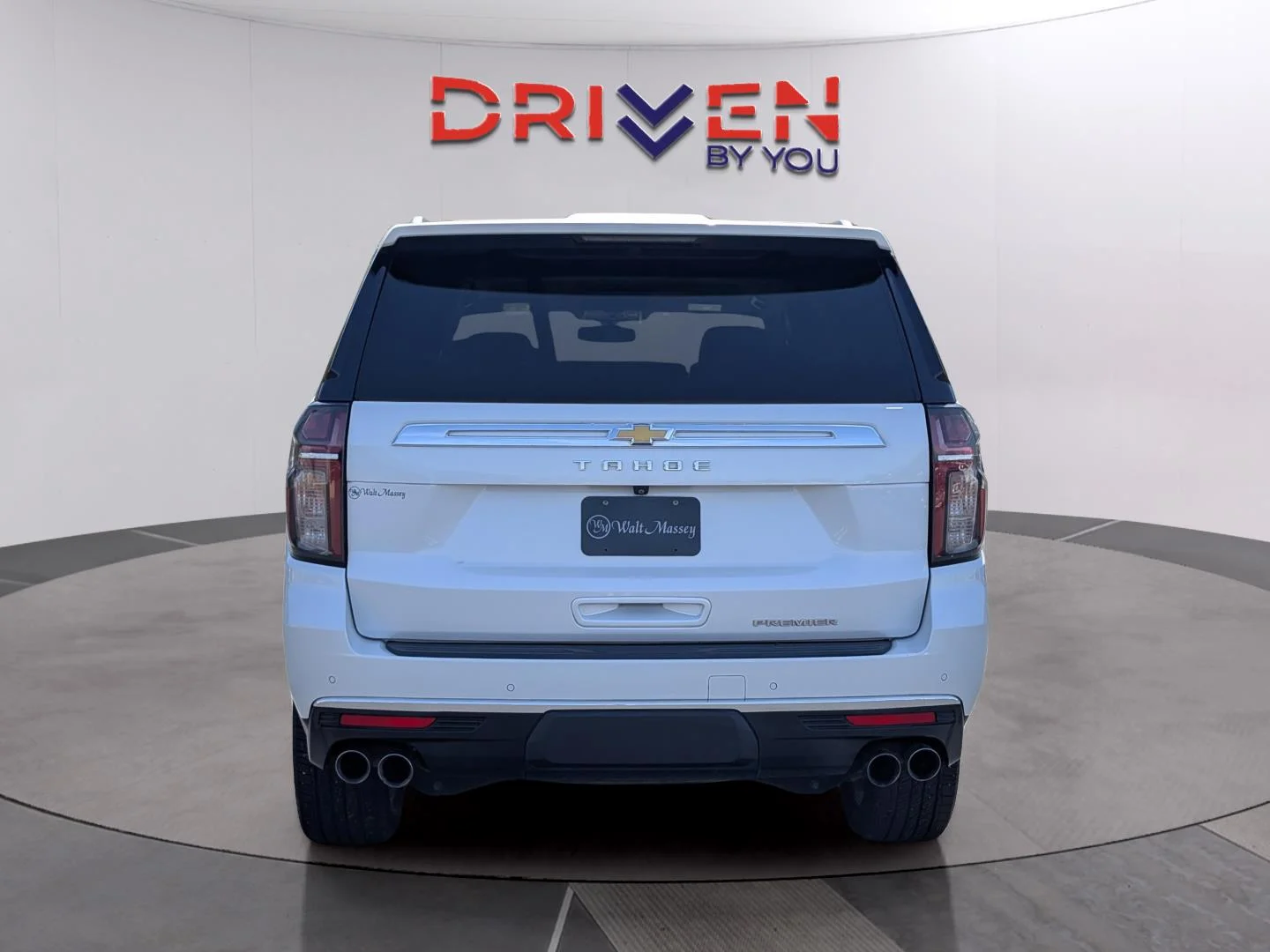 Used 2021 Iridescent Pearl Tricoat Chevrolet Premier image 4
