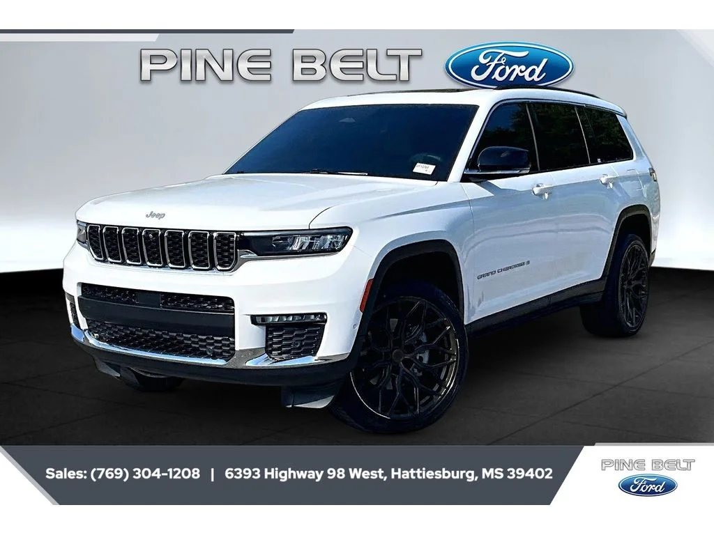 Used 2025 Bright White Clearcoat Jeep Limited image 10