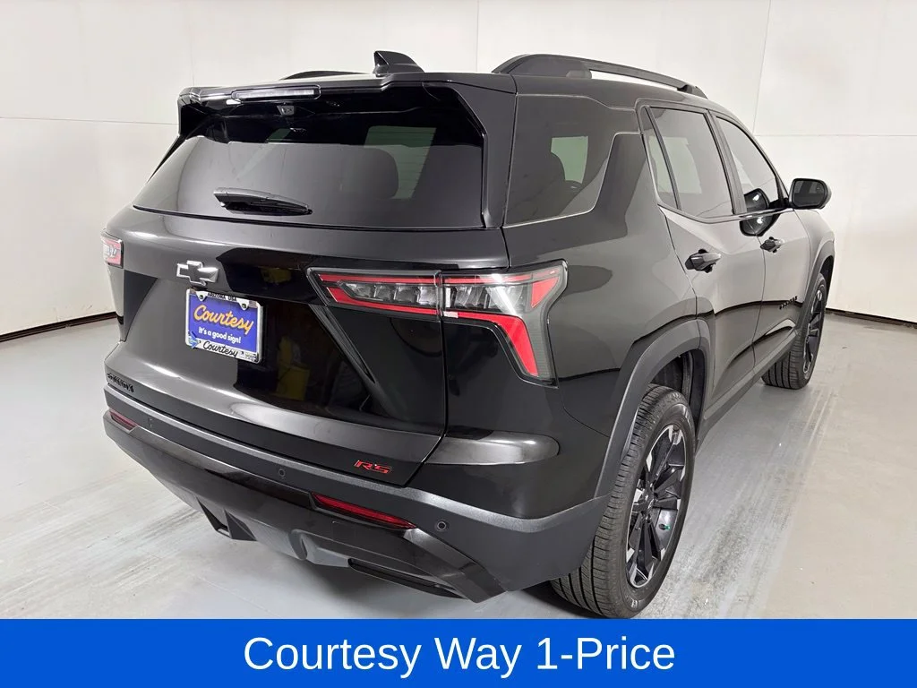 Used 2025 Mosaic Black Metallic Chevrolet RS image 11