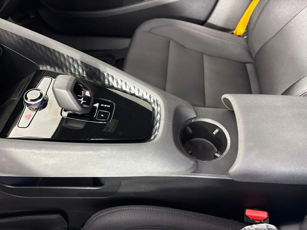 Used 2023 White Polestar Long Range Dual Motor Performance image 39