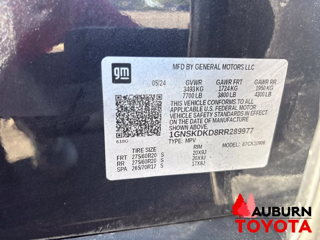 Used 2024 Dark Ash Metallic Chevrolet Z71 image 28
