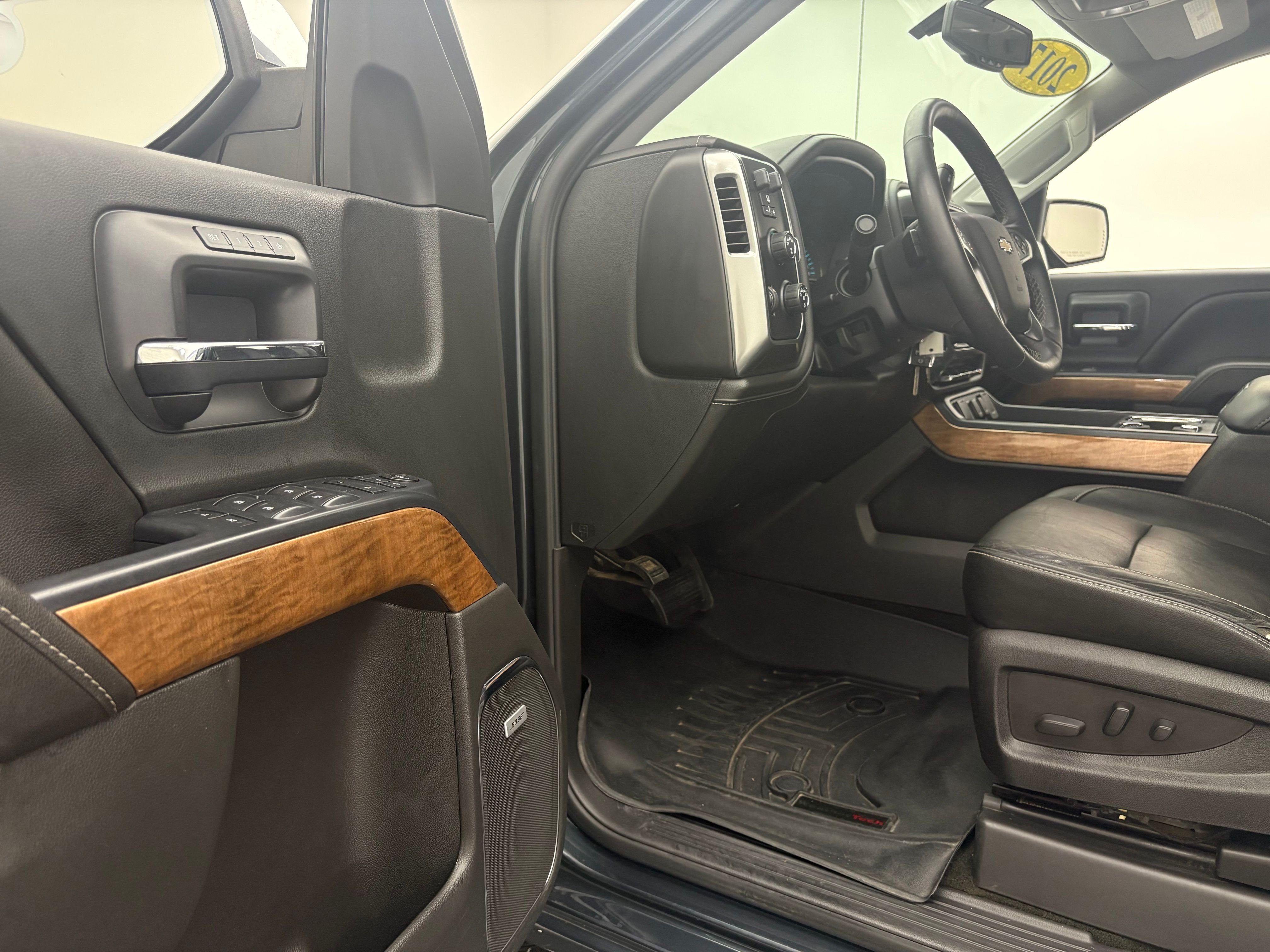 Used 2017 Graphite Metallic Chevrolet LTZ image 14