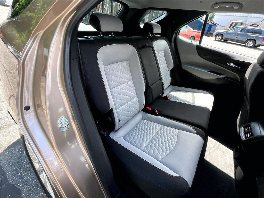 Used 2018 Beige Chevrolet LS image 15