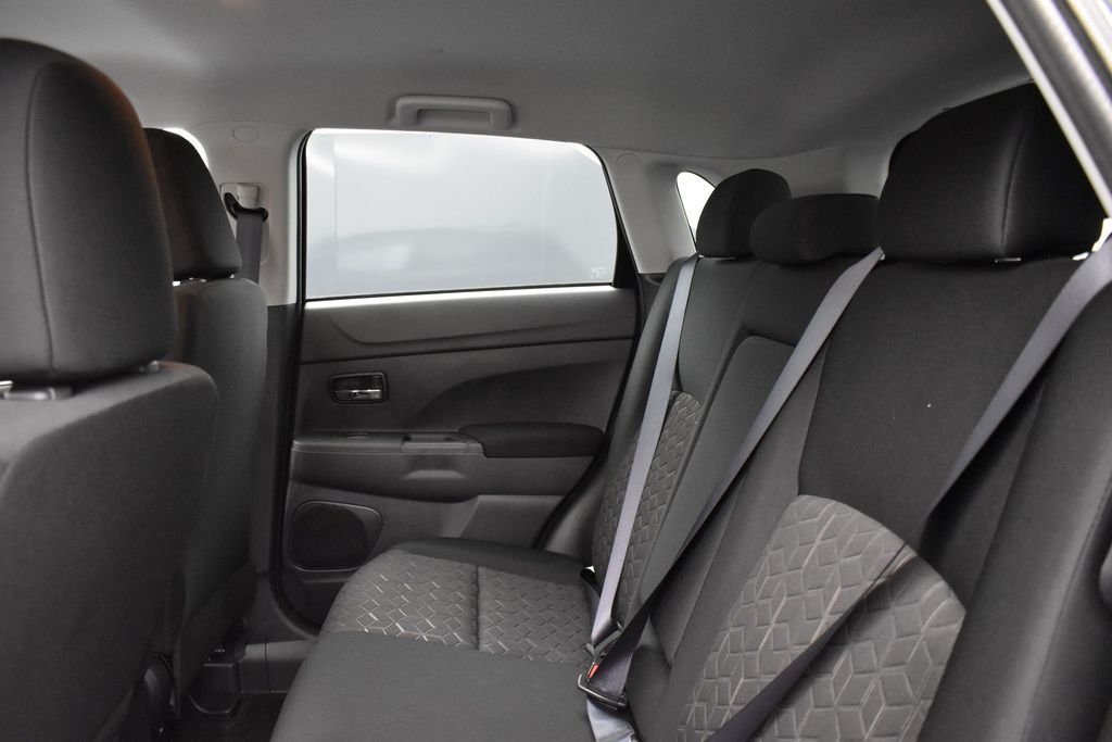 New 2026 Black Mitsubishi 2.0 S image 8