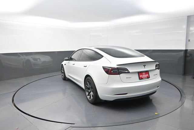 Used 2022  Tesla Long Range image 51