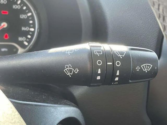 Used 2020 Gray Clearcoat Jeep Latitude image 23