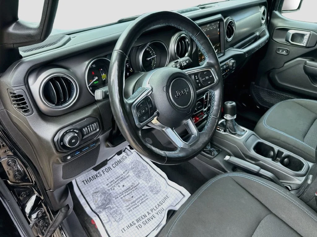 Used 2022 Black Jeep Unlimited Rubicon 4xe image 10