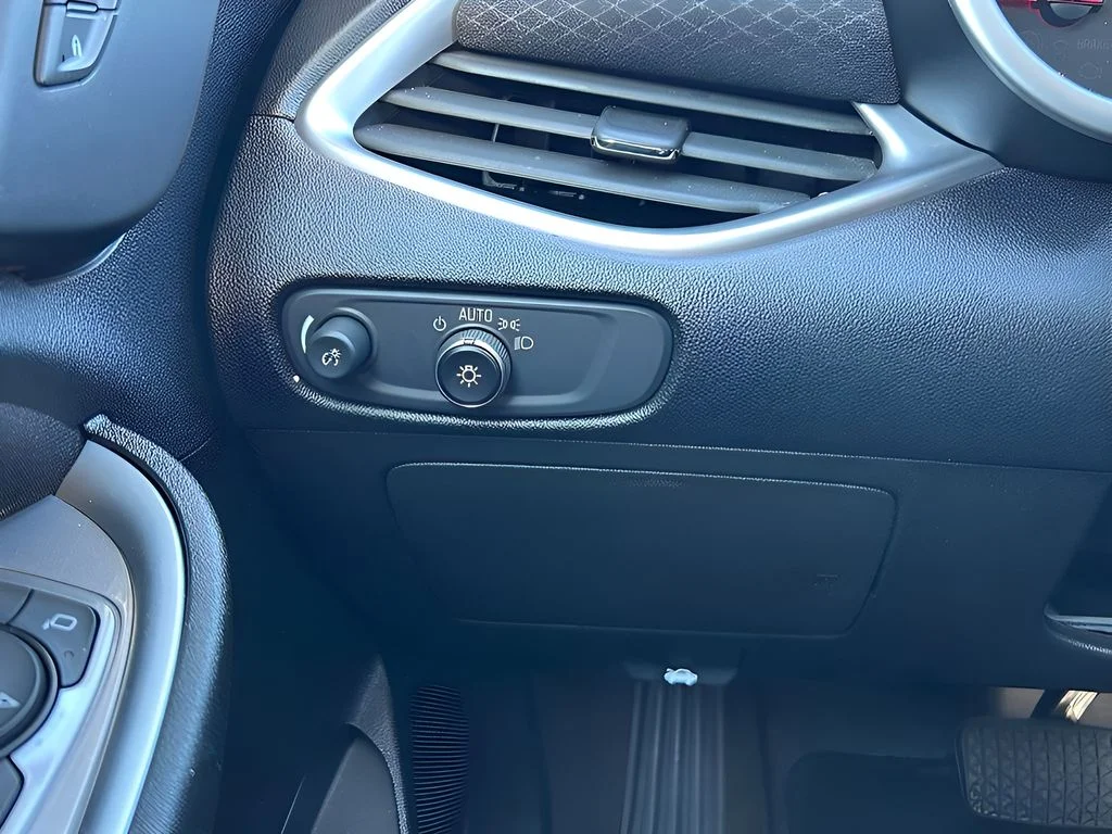2024 Chevrolet Malibu 1LT - Photo 25