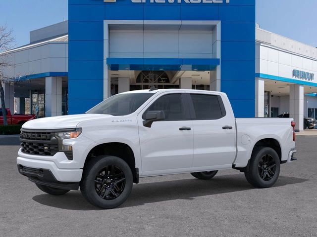 New 2026 Summit White Chevrolet Custom image 3
