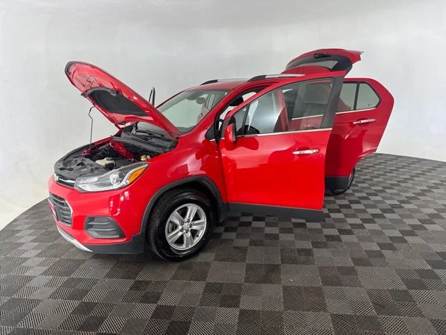 Used 2018 Red Chevrolet LT image 10
