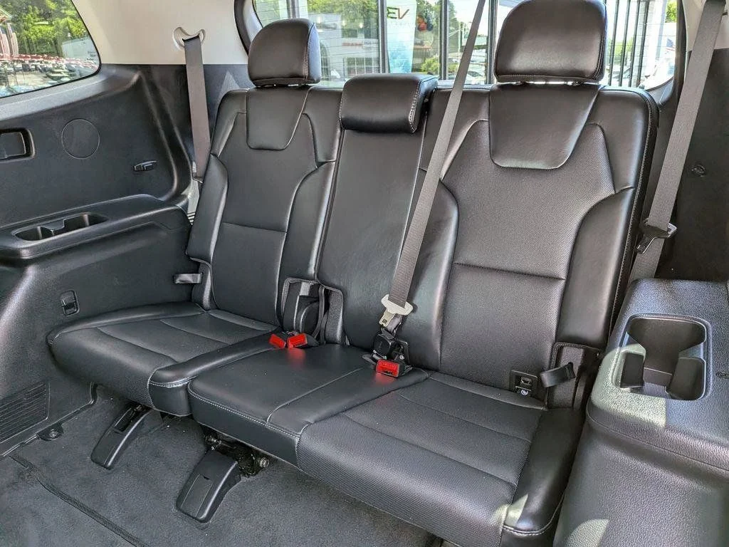 Used 2024 Green Kia S image 26