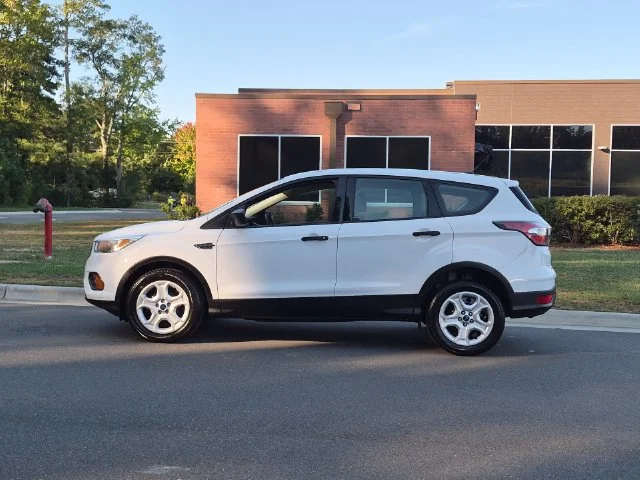 Used 2017 White Ford S image 10