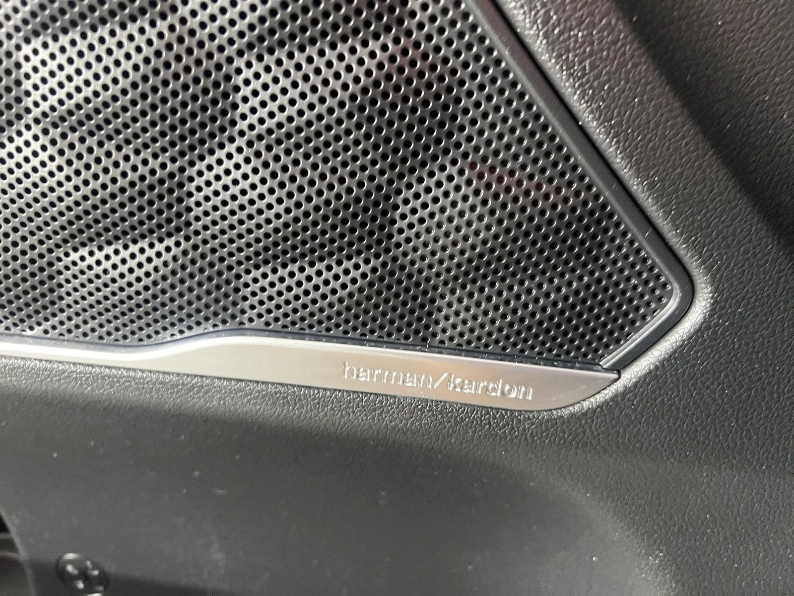 Used 2022 Portofino Gray Hyundai Limited image 17