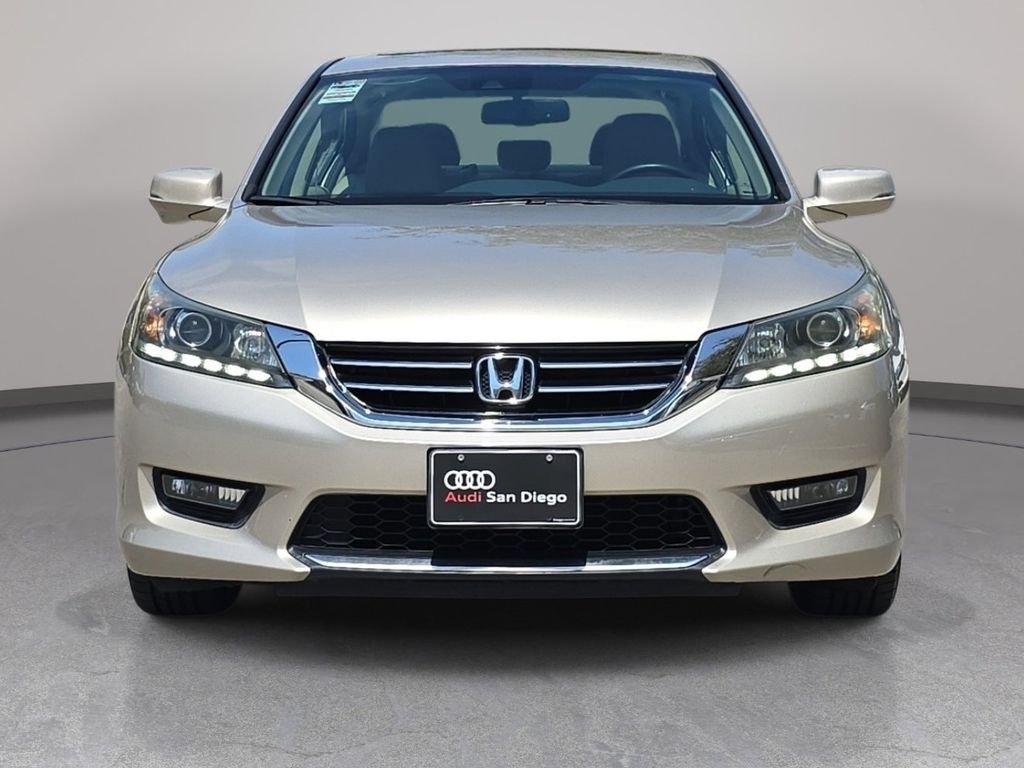 Used 2015  Honda EX-L image 3