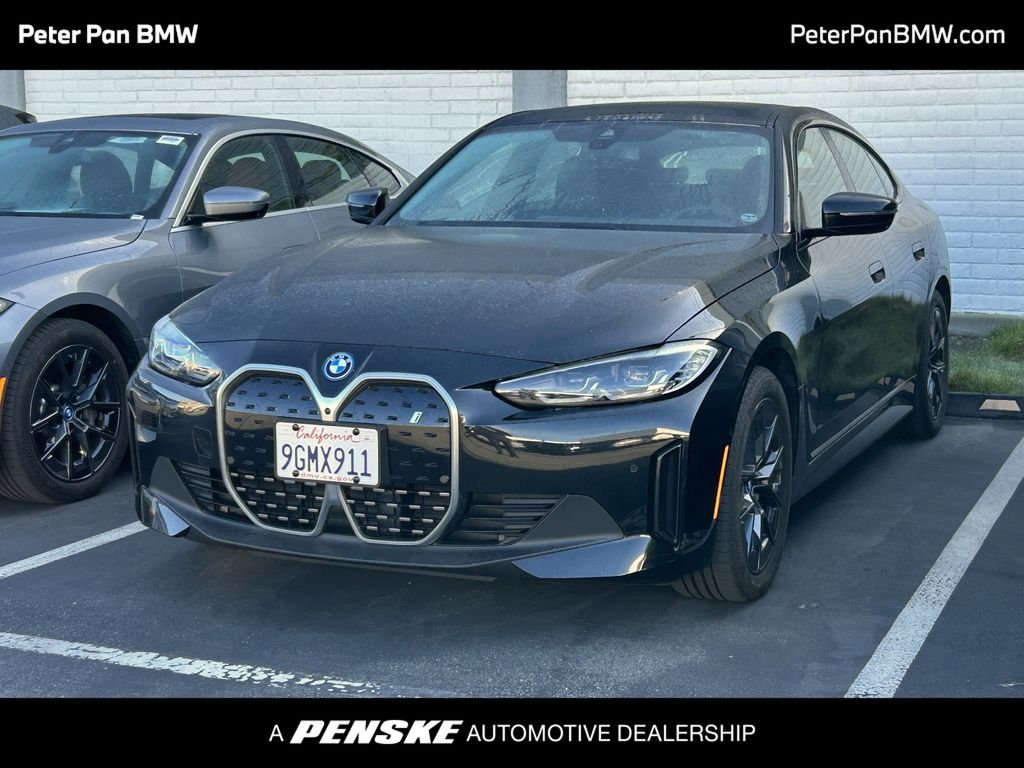 2023 BMW i4 eDrive35's photo