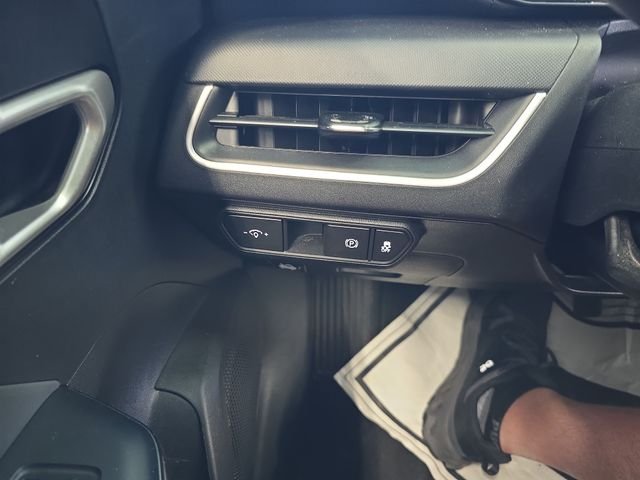 Certified Used 2025 Gray Kia LXS image 20
