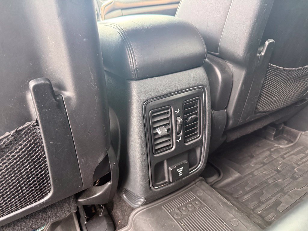 Used 2018 White Jeep Altitude image 7
