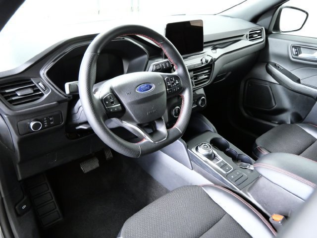 Certified Used 2025 Gray Ford ST-Line image 4