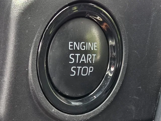 Used 2025 Underground Toyota SR5 image 26
