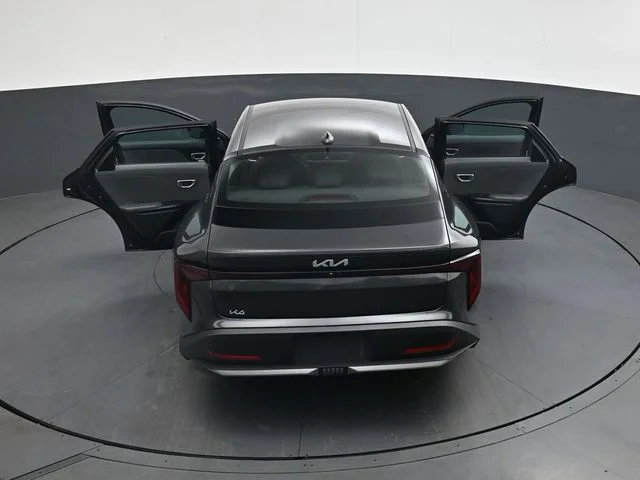 2025 Kia K4 LXS - Photo 33