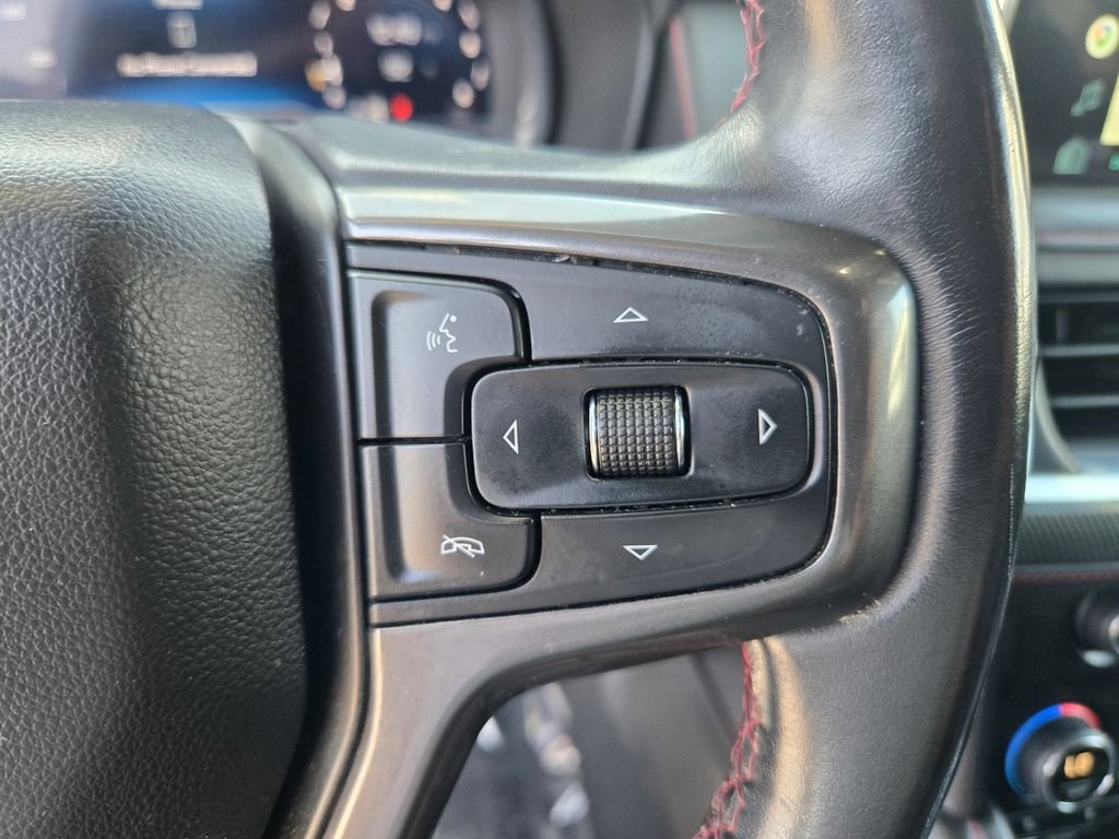 Used 2022 White Chevrolet RST image 18
