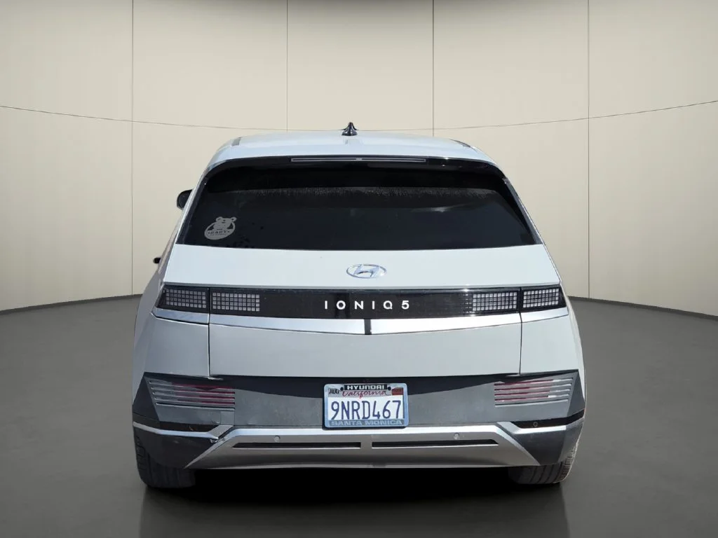 Used 2024 Gray Hyundai SEL image 6