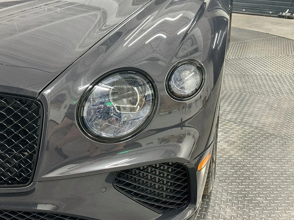 Used 2024 Gray Bentley Speed image 30