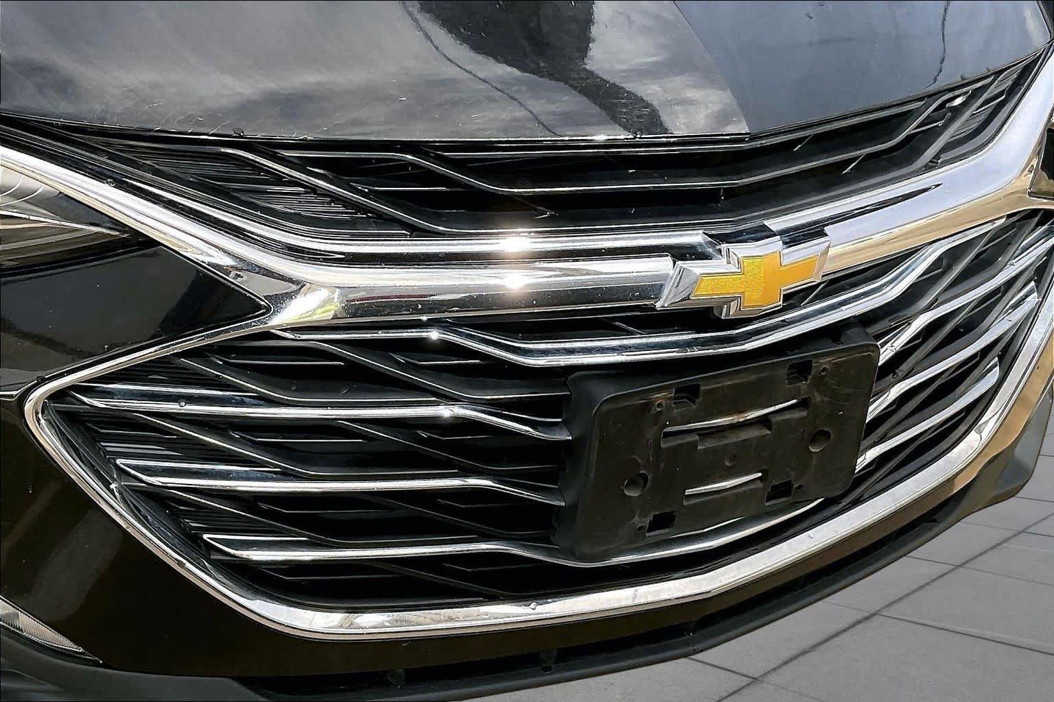 Used 2020 Mosaic Black Metallic Chevrolet LT image 28