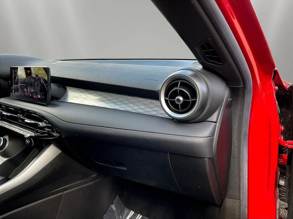 Used 2024 Alfa Rosso Alfa Romeo Veloce image 26
