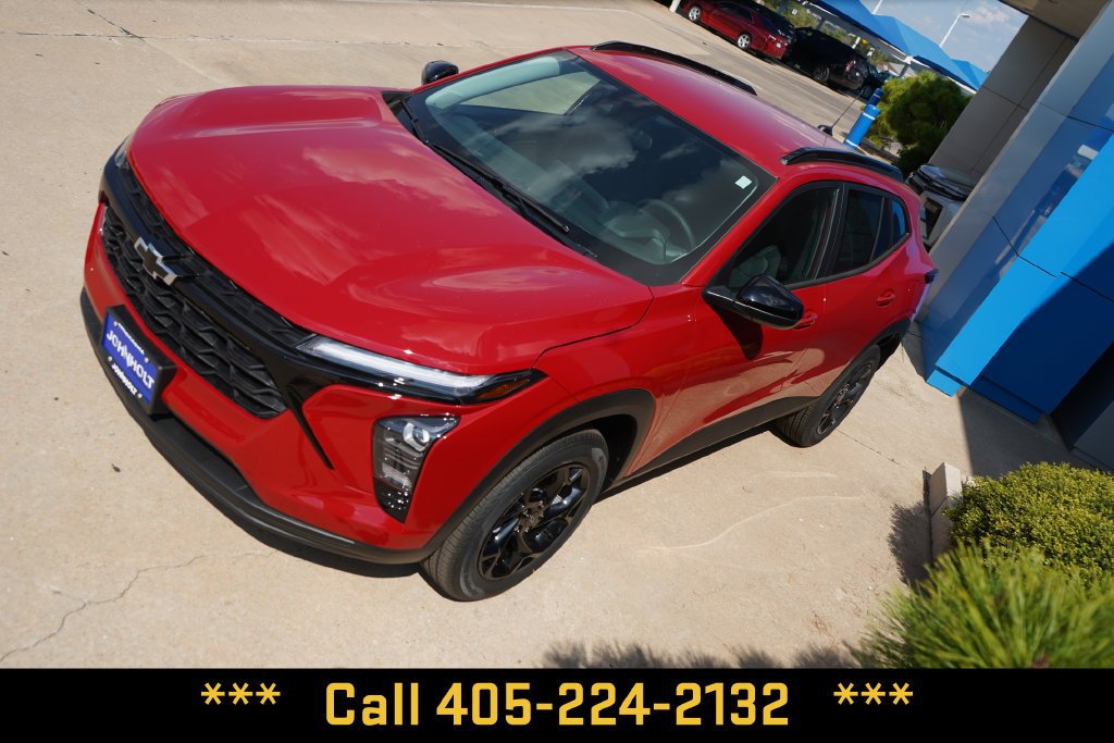 2026 Chevrolet Trax LT - Photo 13