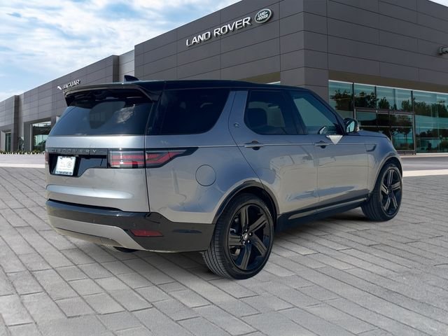 Used 2025 Gray Land Rover Dynamic SE image 5