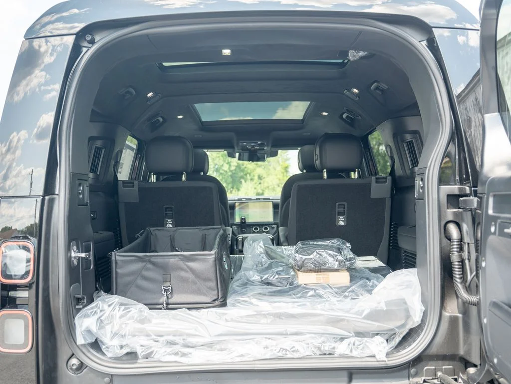 New 2026 Carpathian Grey Land Rover V8 image 25