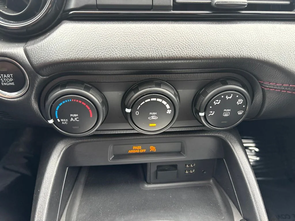 Used 2016 Black Mazda Club image 20